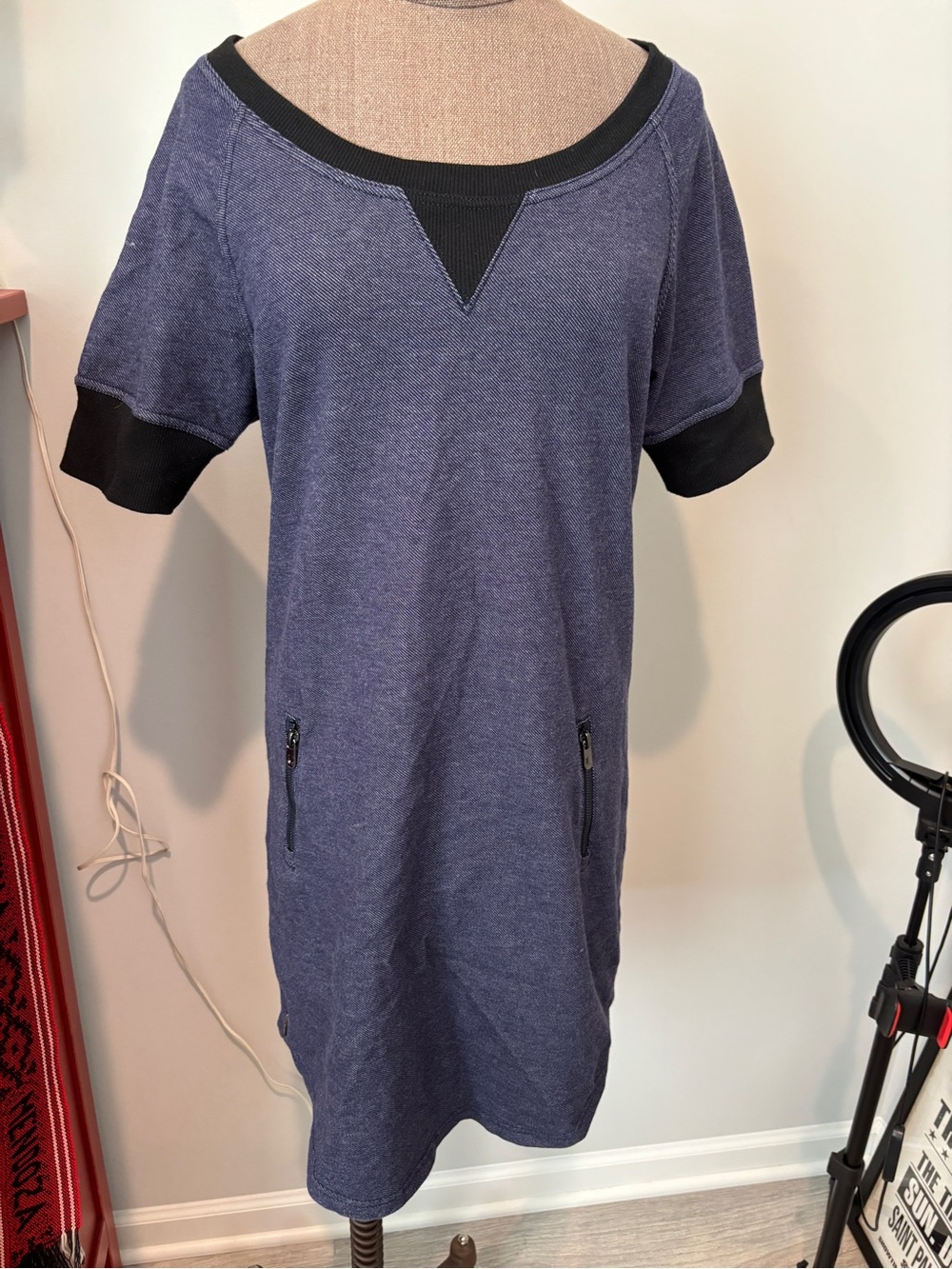 Lole Women’s Casual Blue Knit Short Sleeve Dress with Black Trim Medium